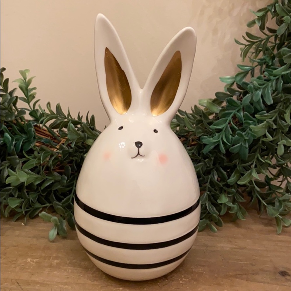 Last 1❗️Modern White & Black Striped Gold Bunny
